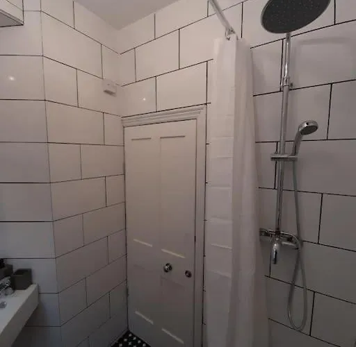 Chic 5 Double Bedroom House - 15 Min To 펜션 맨체스터