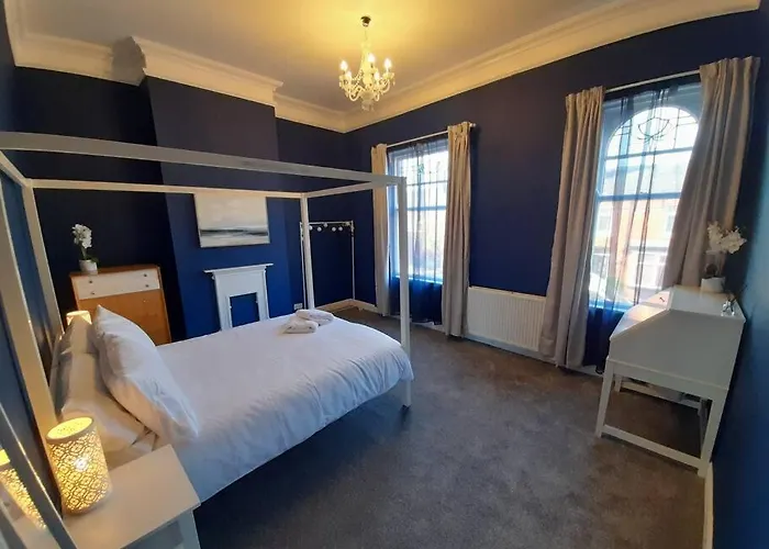 Chic 5 Double Bedroom House - 15 Min To Ferienhaus Manchester