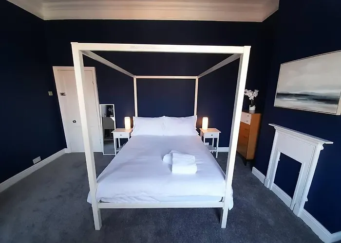 Chic 5 Double Bedroom House - 15 Min To Ferienhaus *