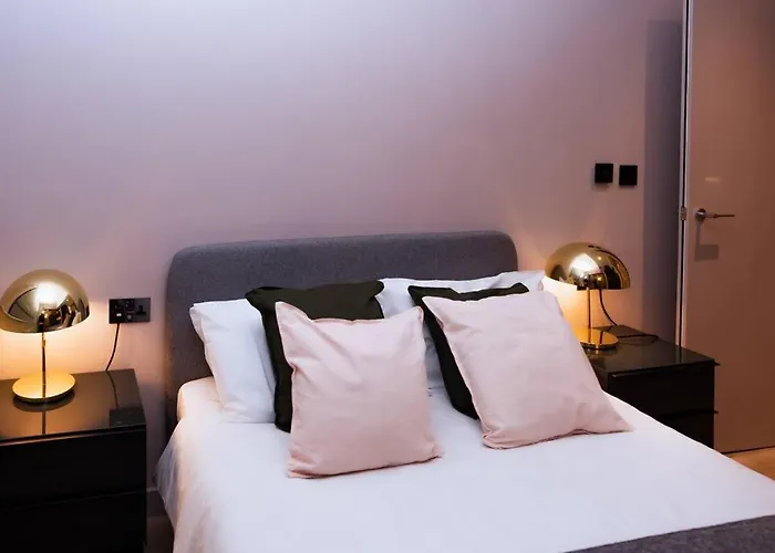 Luxurious Stunning 2bedroom *