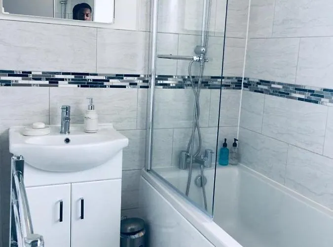 Elsham Gardens - Shared Facilities *