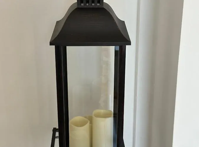 Apartmán 2 Bedroom Flat Close To City, Stadium And Coop Arena *