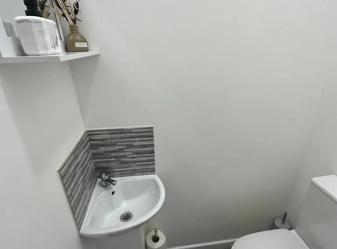 2 Bedroom Flat Close To City, Stadium And Coop Arena Apartmán Manchester