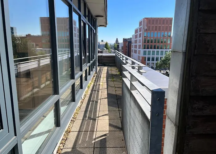 Luxury Penthouse Skyline Views Central Manchester