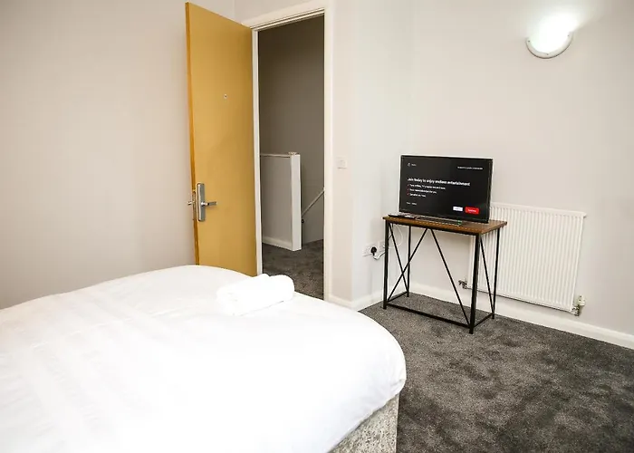 Crystal 3* Manchester