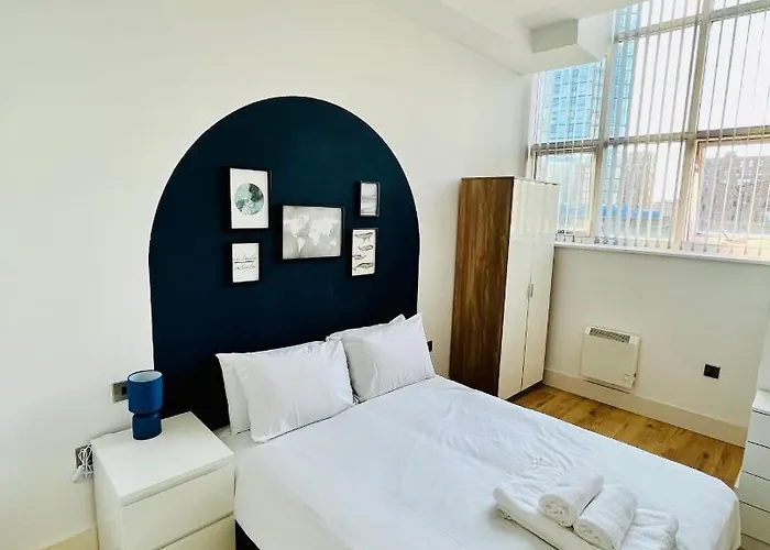 아파트 Bright And Spacious 2 Bed Apt - Sleeps Up To 6
