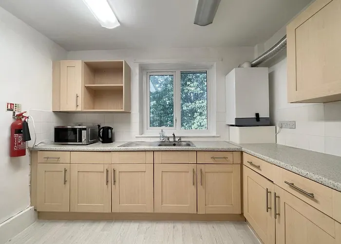 Bright, Warm & Cozy House In Harpurhey Apartmán