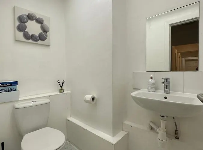 Bright, Warm & Cozy House In Harpurhey Apartmán Manchester