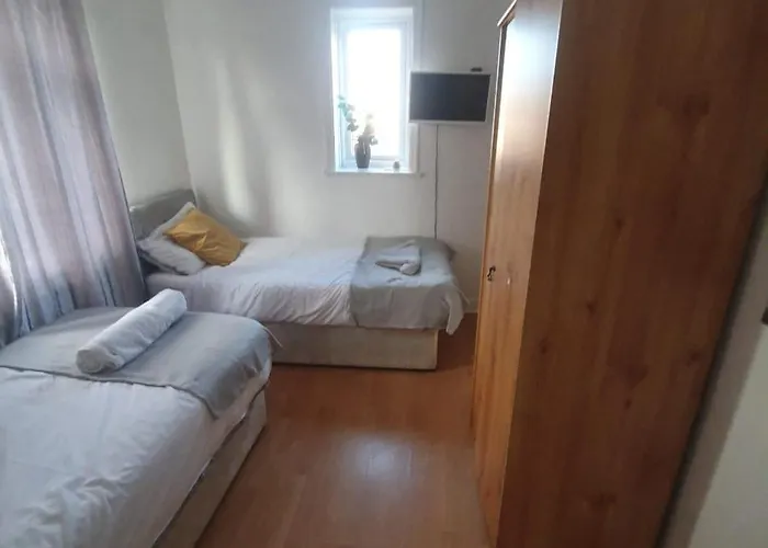 Elsham Gardens - Shared Facilities Manchester