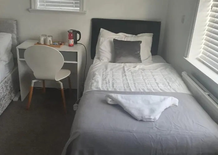 Elsham Gardens - Shared Facilities Penzion *