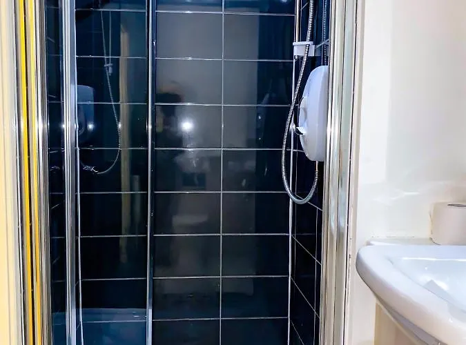 לינה וארוחת בוקר Royal At Coop Live Etihad, Sports