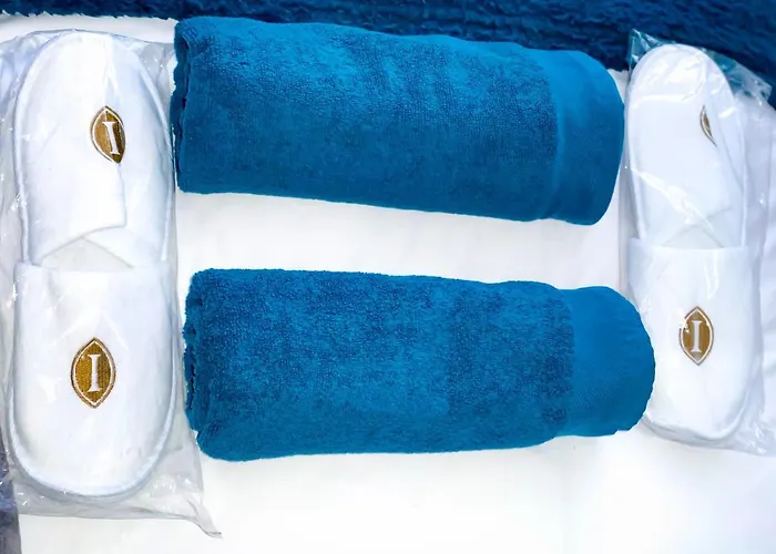 Royal At Coop Live Etihad, Sports Oda ve Kahvaltı