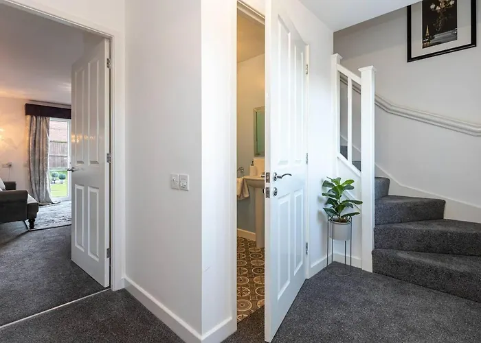 Beautifully Designed 3 Bed House - In Casa vacanze