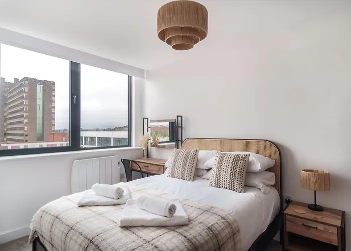 Zeni, Alexandra Rise Fab 1br Flat Apartamento