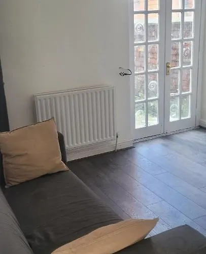 18 Decent Homes * Manchester