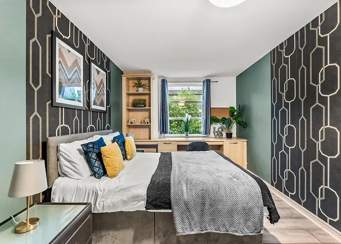 아파트 Large - Sleeps 8