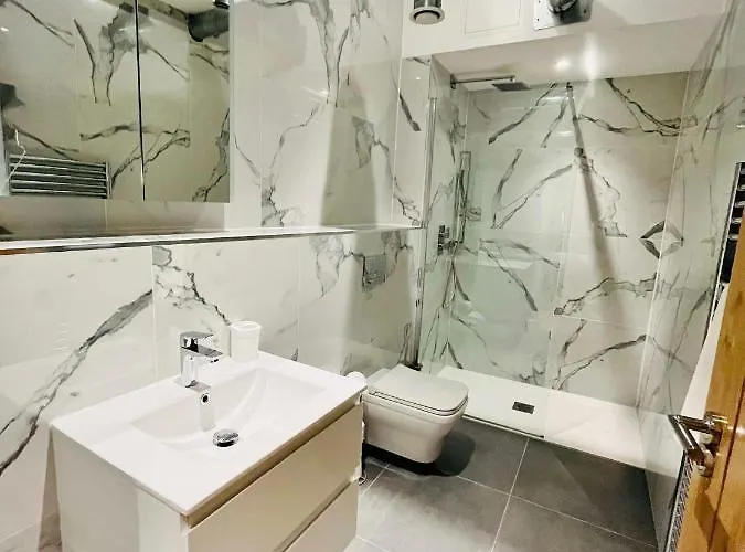 Appartement Stunning 2 Bedroom In The Centre