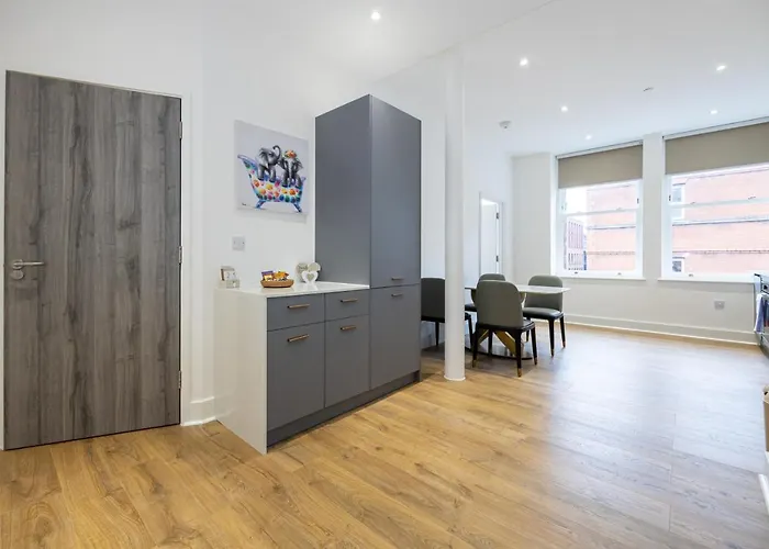 Amazing 1bd China Town