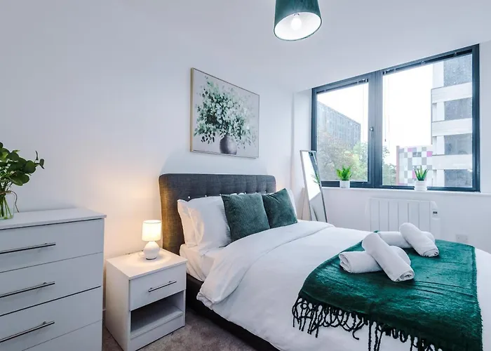 New! Stylish 2-bed In By 53 Degrees - Amazing Location, Ideal For Small Groups - Sleeps 4! Appartamento *