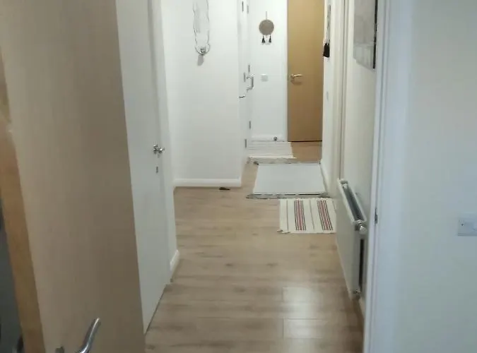 Savoy Court * マンチェスター