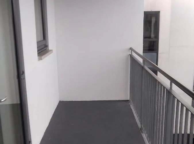 Savoy Court ホームステイ マンチェスター