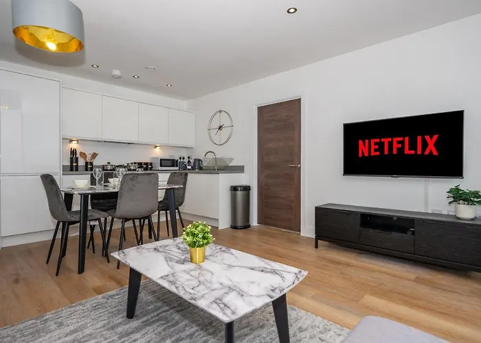 2 Bed - 5 Mins From Old Trafford * 맨체스터