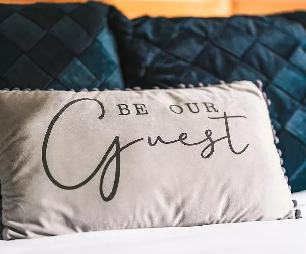 Dom wakacyjny Luxurious 3 Bed Home, Free Parking Manchester