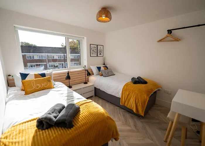 Exquisite 6 Bedroom Luxury