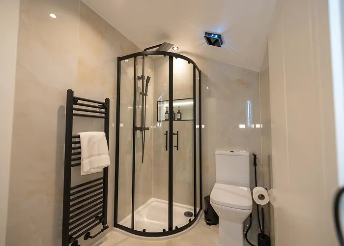 Feriehus Exquisite 6 Bedroom Luxury *