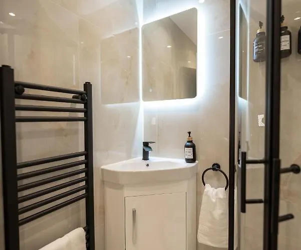 Feriehus Exquisite 6 Bedroom Luxury *