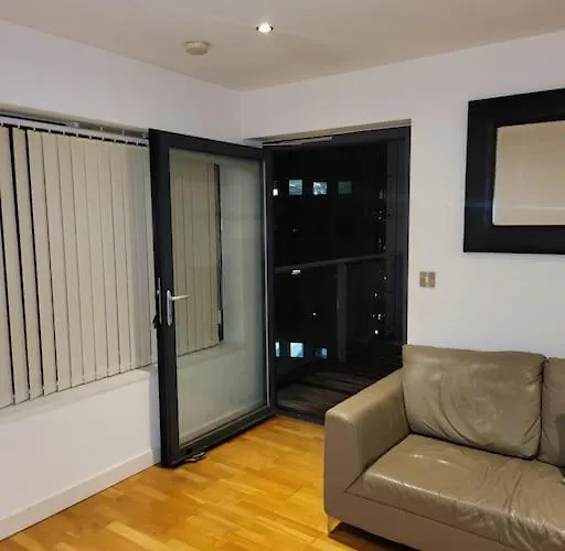 Amazing 1 Bedroom Appartement *