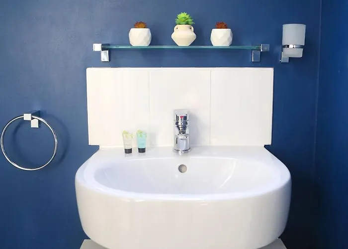 Σπίτι διακοπών Luxurious Townhouse In *