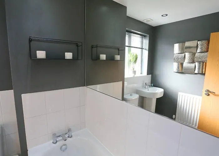 Luxurious Townhouse In *