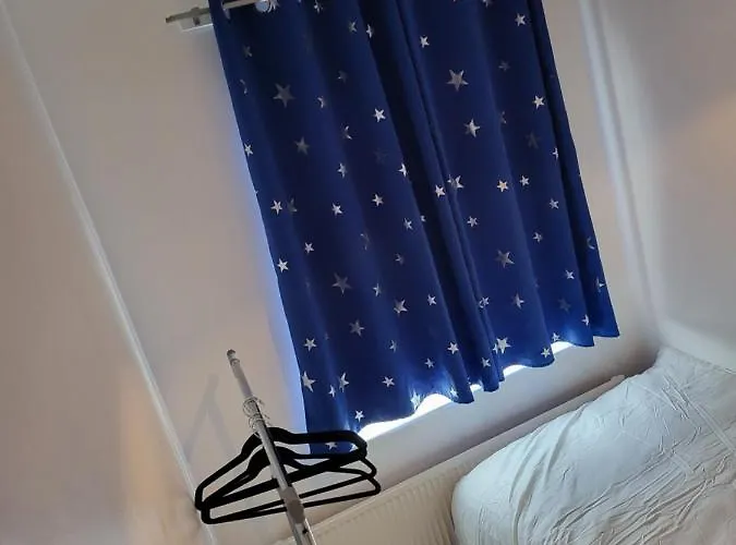 Serene 3br With Free Parking Dom wakacyjny