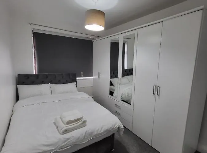 Prázdninový dům Serene 3br With Free Parking Manchester