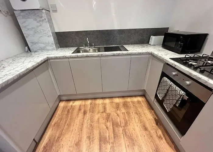 Spacious 1-bed In Stretford