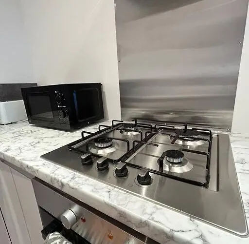 Spacious 1-bed In Stretford