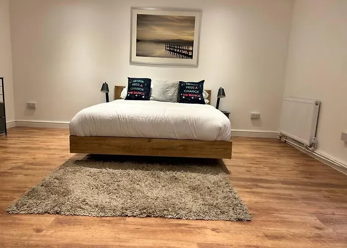 شقة Spacious 1-bed In Stretford *