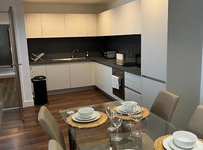 아파트 Stunning Centre Apartment! Ideal For Small Groups *