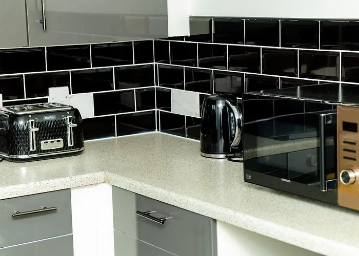 Dynasty - Alison Kelly Close Apartamento Mánchester