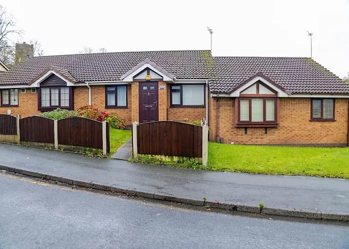 아파트 Charming 2-bedroom In