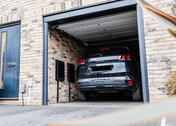 Beautifully Fab 3 Bedroom 4 Beds New 8 Guests Stretford Trafford 펜션 맨체스터