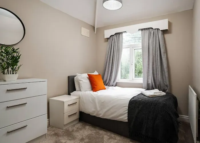 Charming 3bd Didsbury House דירה מנצ'סטר