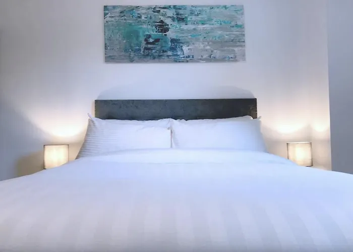 2bed Homely Hideout In City Centre Апартаменты