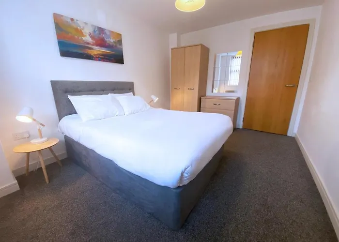 2bed Homely Hideout In City Centre Διαμέρισμα *