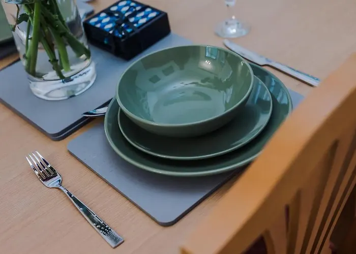 Tatil Evi Spacious Near United Stadium - Pass The Keys