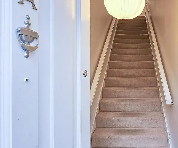 Carlton Co-living - Private Self-cater Prázdninový dům