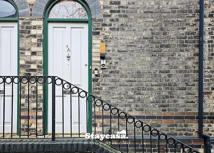 Prázdninový dům Carlton Co-living - Private Self-cater Manchester