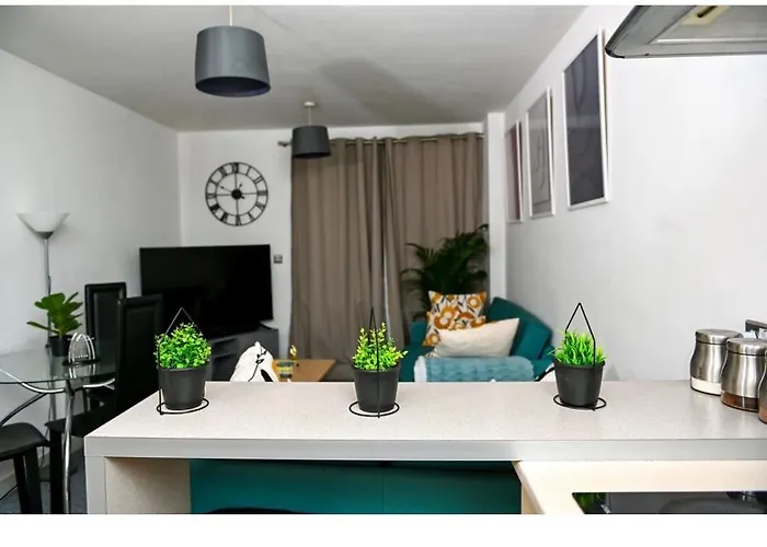 In A Flat ホームステイ