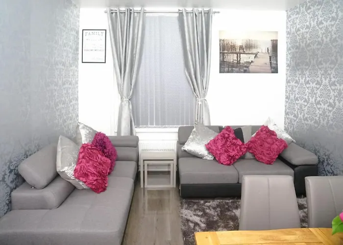 Cheadle House Holidays Feriehus Manchester